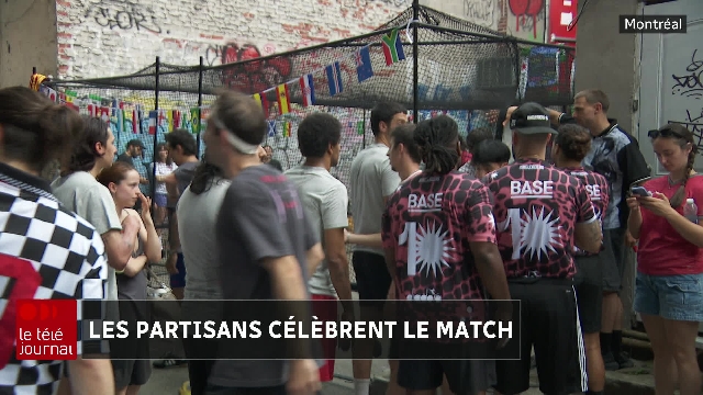 La victoire du Canada à la Coupe du monde célébrée partout au pays